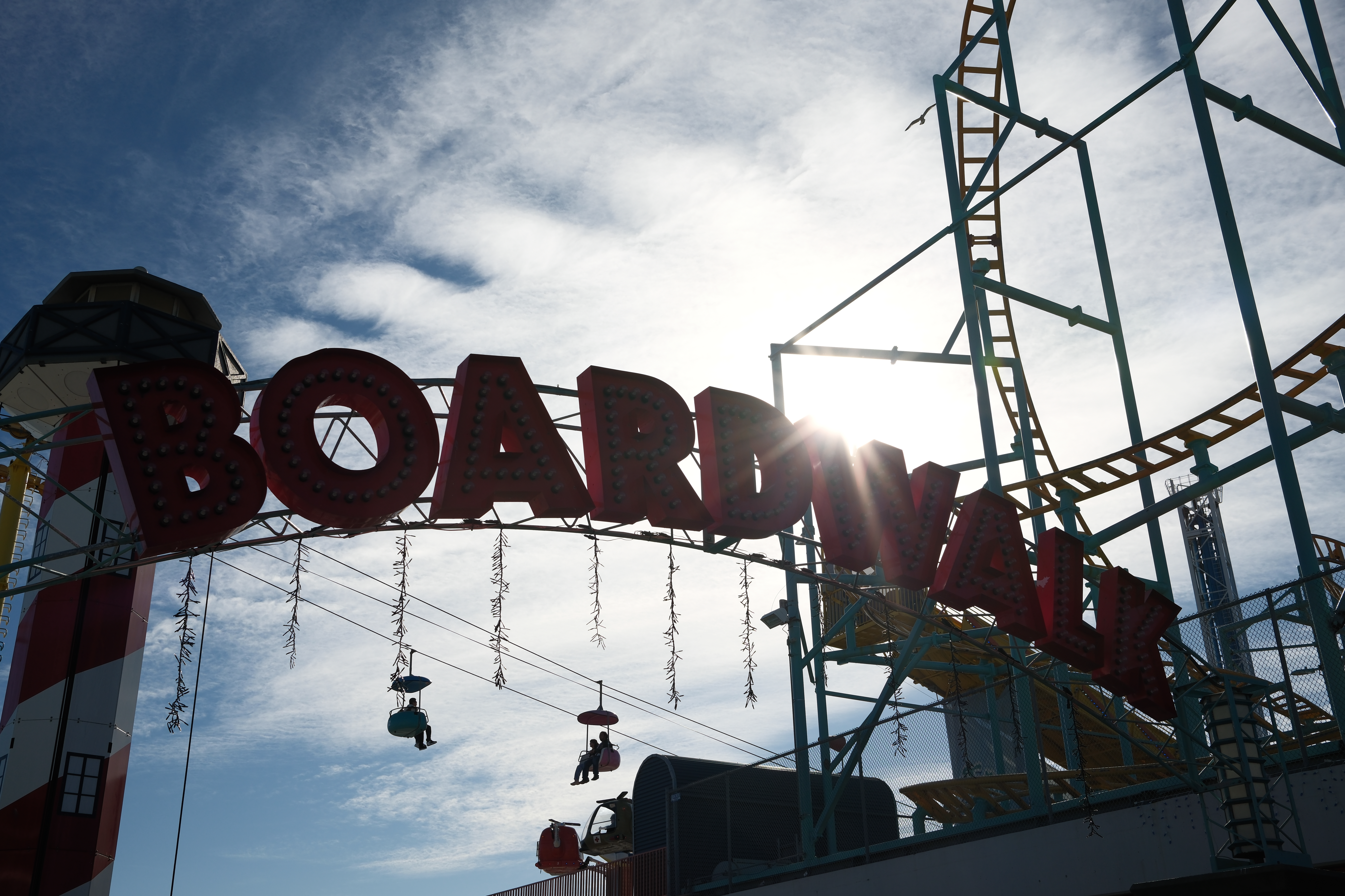 Santa Cruz Hotels: Your Guide to the Best Stays & Activities